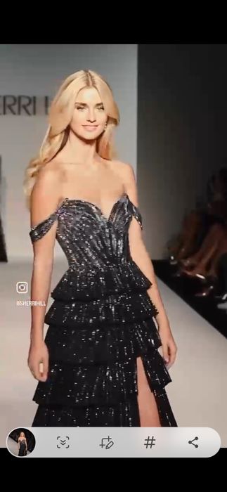 Платье Sherri Hill 2025