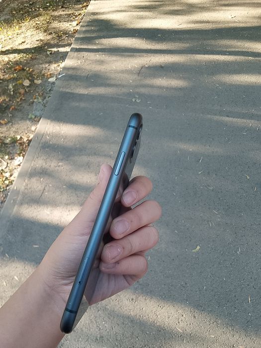 Айфон 11 128 гб продам