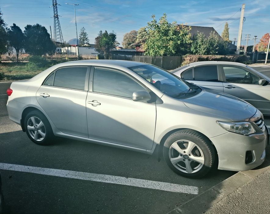 Toyota Corolla sedan