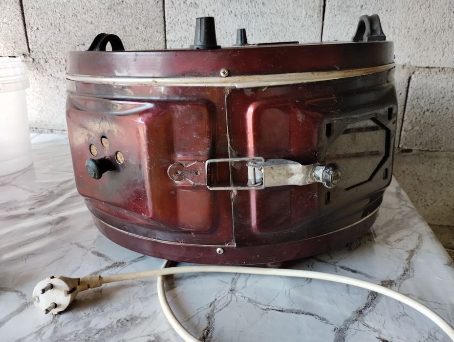 Круглая электрическая духовка