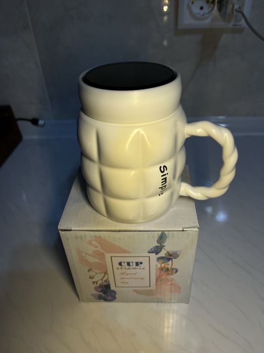 Чашка-термос. Чашка с крышкой. Качественная чашка в подарок.