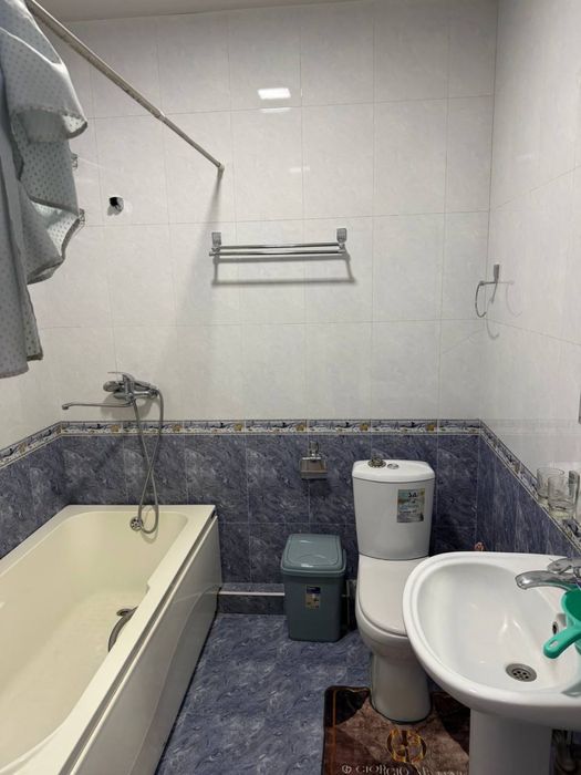 Сдаётся  двухкомнатная квартира Шойхонтохуре ,