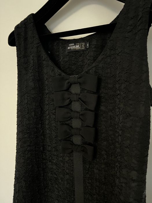 Rochie neagră de la Niss cu funduțe