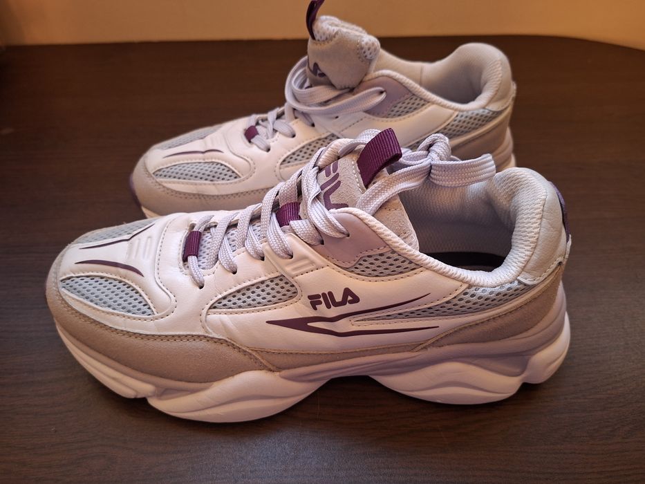 Продавам маратонки Fila