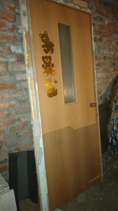 Продам двери в хорошем состоянии!