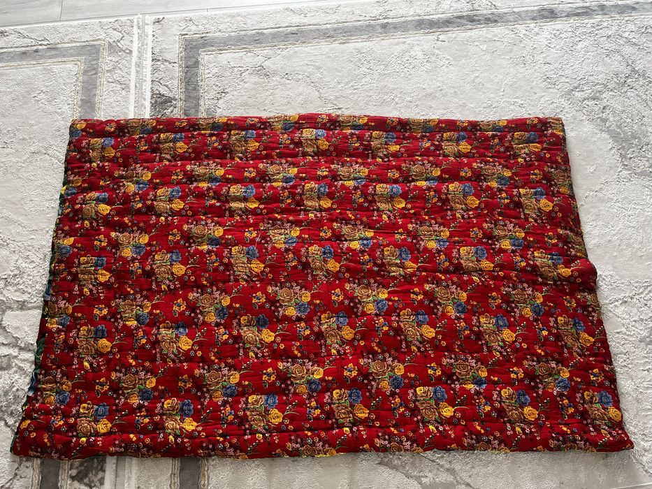 Көрпе төсек сатылады