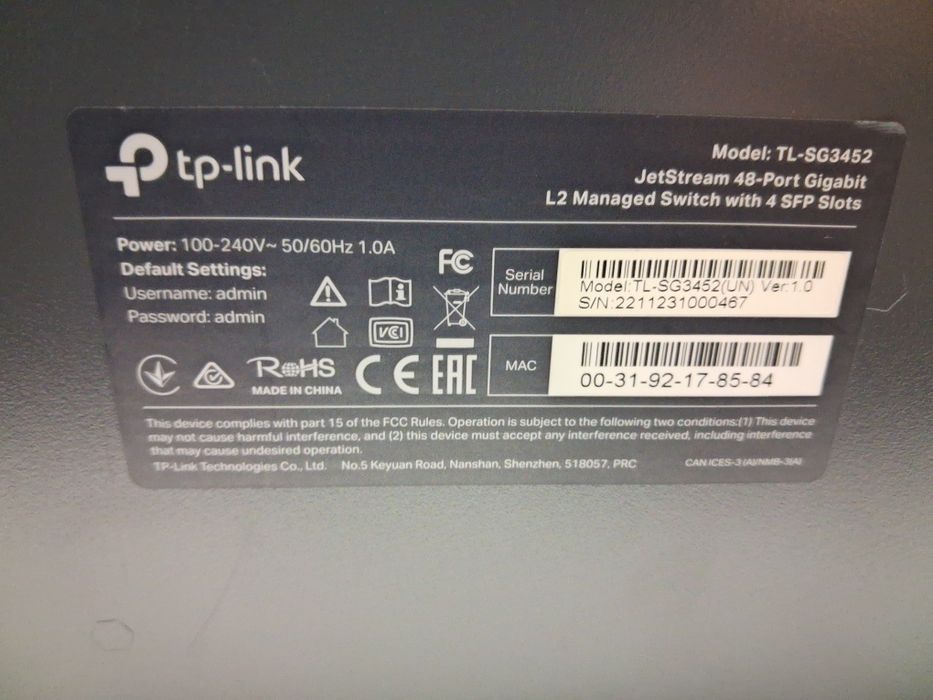 Switch коммутатор  продам 48 порт