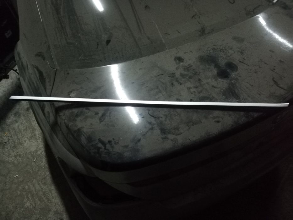Peri geam BMW e65