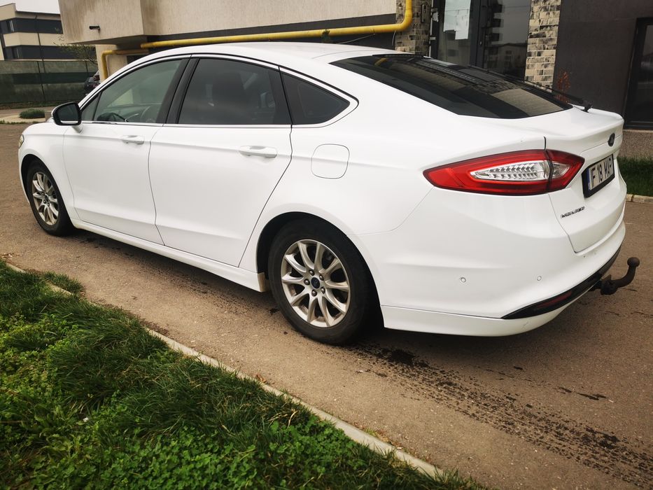 Ford mondeo mk5 2015, motor 1.6 ,7100 euro