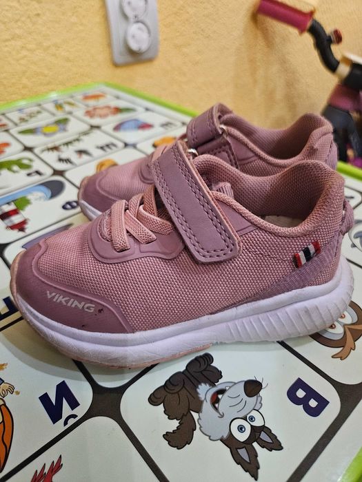 Бебешки маратонки  22номер