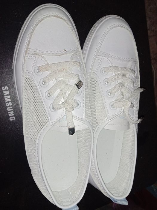 Продам танкетки.