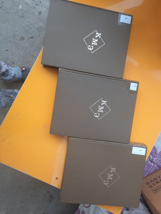 Медицинские книги продам