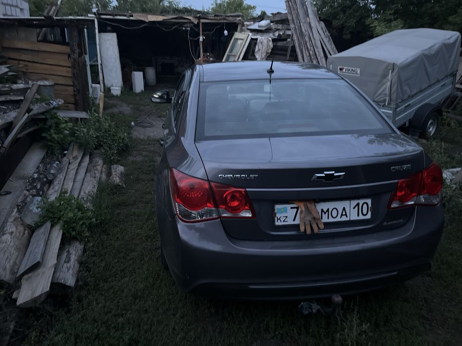 Продам шевролет круз