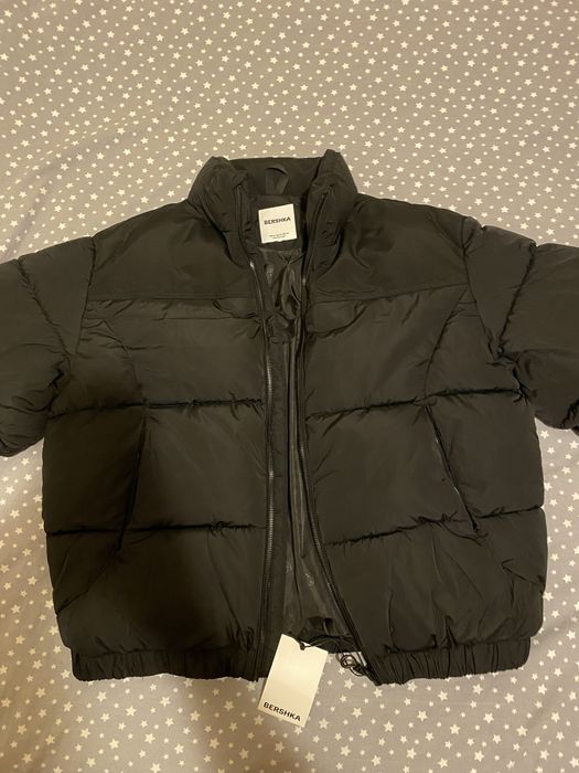 Geaca bershka nou nouta barbati