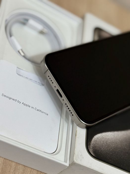 iPhone 15 Pro Max – 256GB идеальное