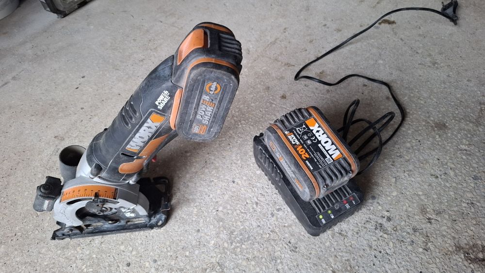 Fierastrau circular Worx WX523.9 20V