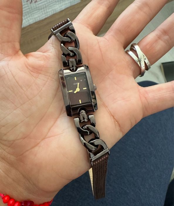 Дамски часовник Guess