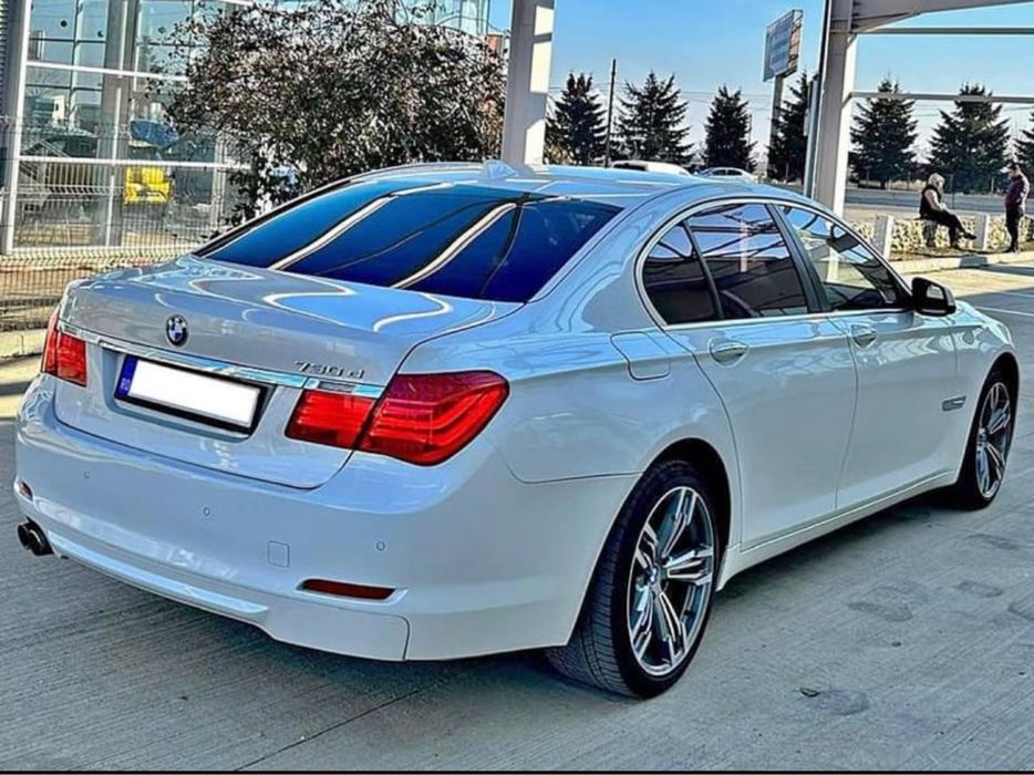BMW seria 7 f01 an 2010