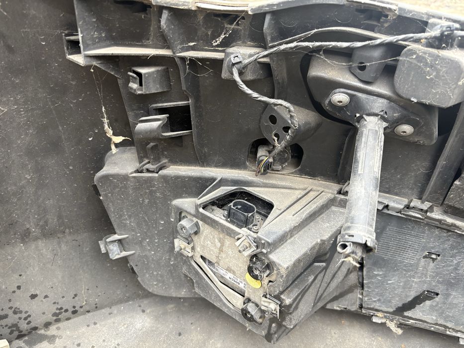 Audi A7 4G 2012 година Предна Броня с радар сензори и парктроници