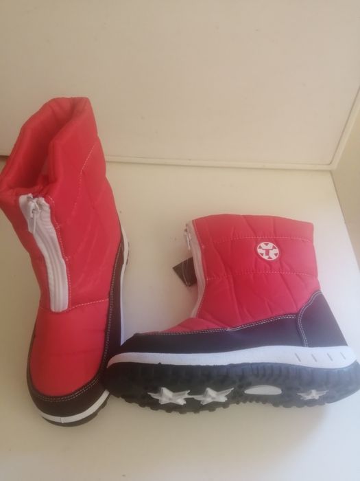 Раница + апрески нови.