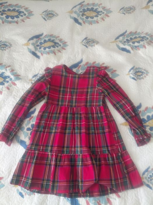 Продам платье на девочку 8-10 лет