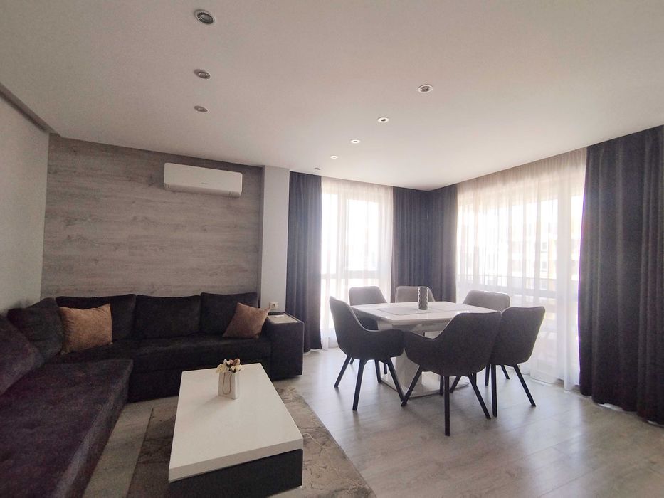 Тристаен апартамент във Vitosha apartments