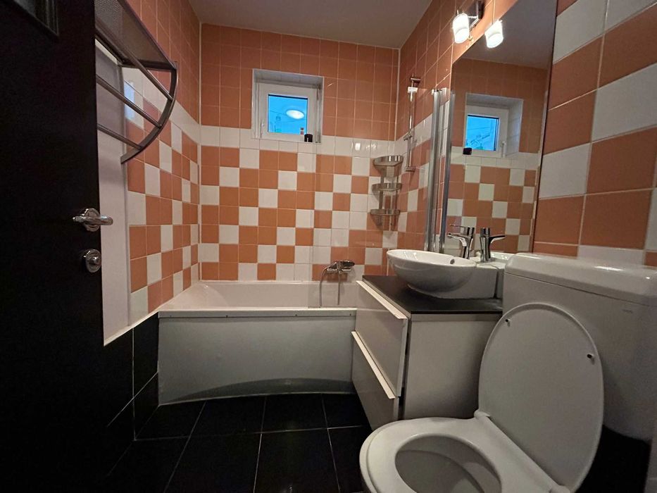 Proprietar, închiriez apartament 2 camere - BebeTei TITAN
