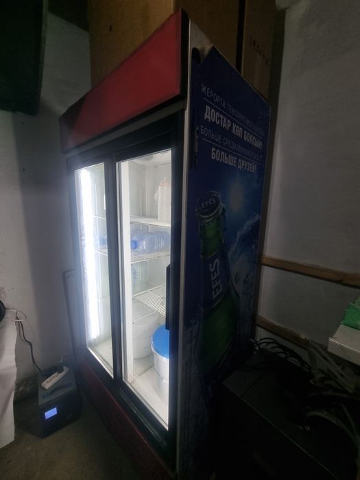 Ветринный холодильник