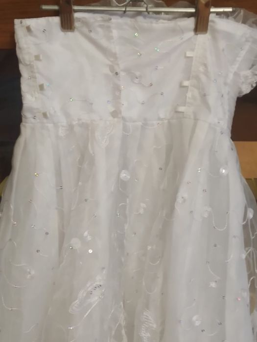 Продам нарядное / свадебное платье