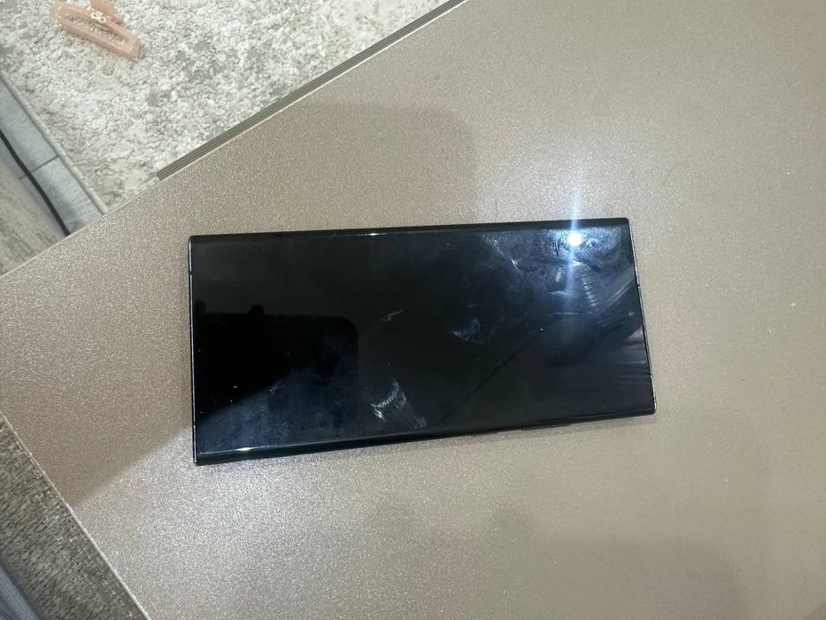 Srochno sotiladi Galaxy Note20 ultra 5G