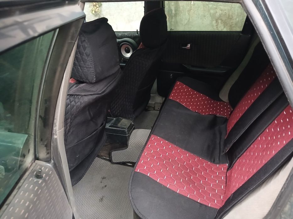Продам Ауди 80 Б4 1993год