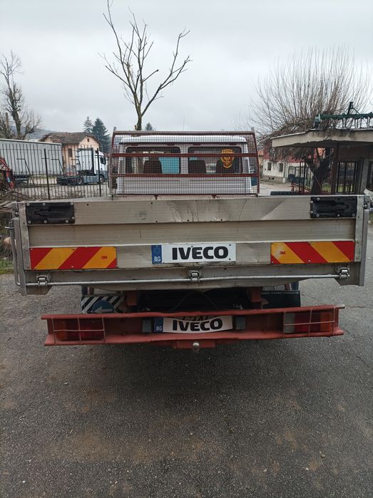 Камион Ивеко самосвал