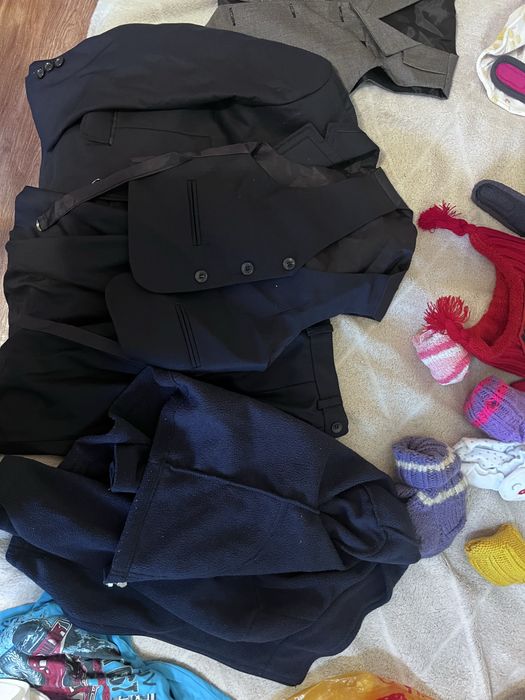 Обувь, вещи, куртки б/у   бесплатно