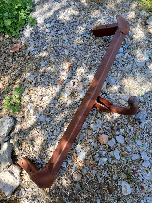 Продавам теглич да Ауди