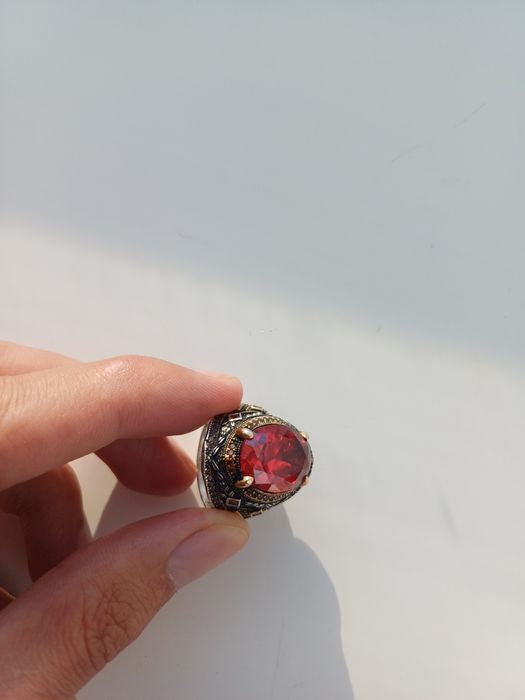Серебряный кольцо
