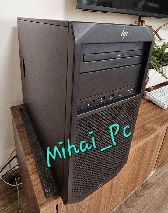 PC HP EliteDesk 800 G4 TWR reconditionné - Intel Core i3-8100 - 8Go DDR4 - 240Go SSD - Windows 11 Pro