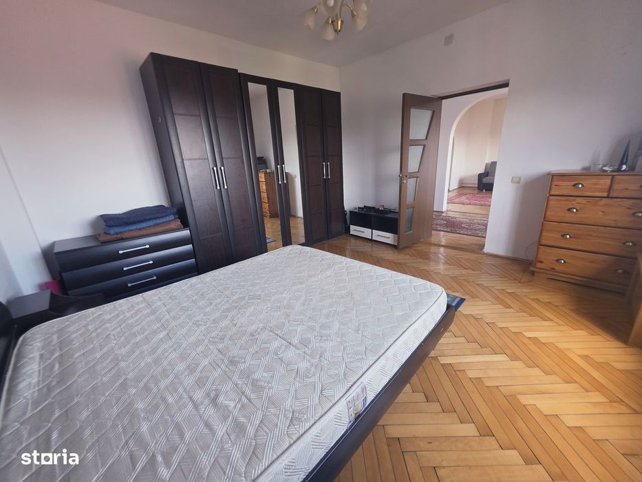Inchiriez 2 camere str Lunga zona Complex Bartolomeu