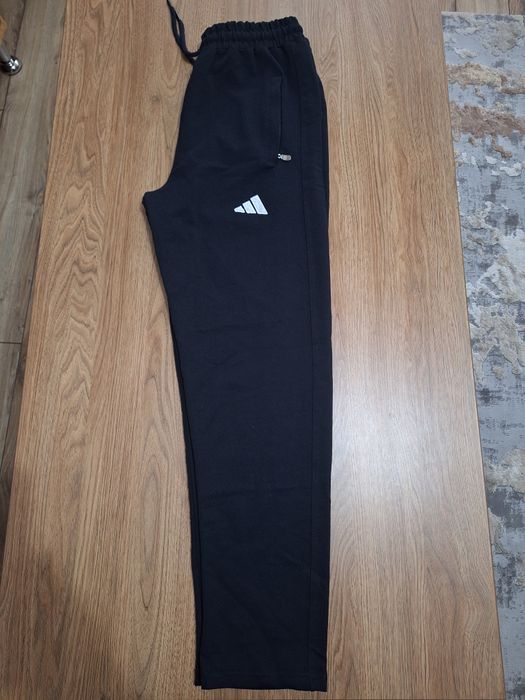 Pantaloni trening ,Adidas , marimi L, XL , L , , L , M