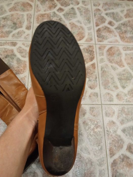 Ботуши от изкуствена кожа