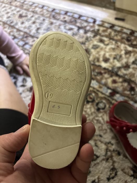 Продам детскиий обувь для девочка