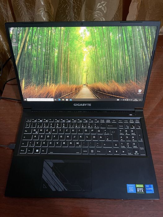 Ноутбук игровой мощьный