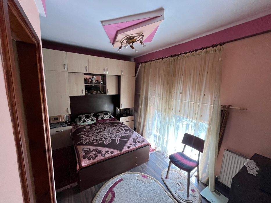 Vand apartament 2 camere