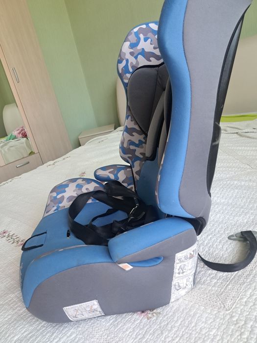 Продам автокресло