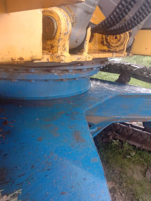 Экскаватор гусеничный