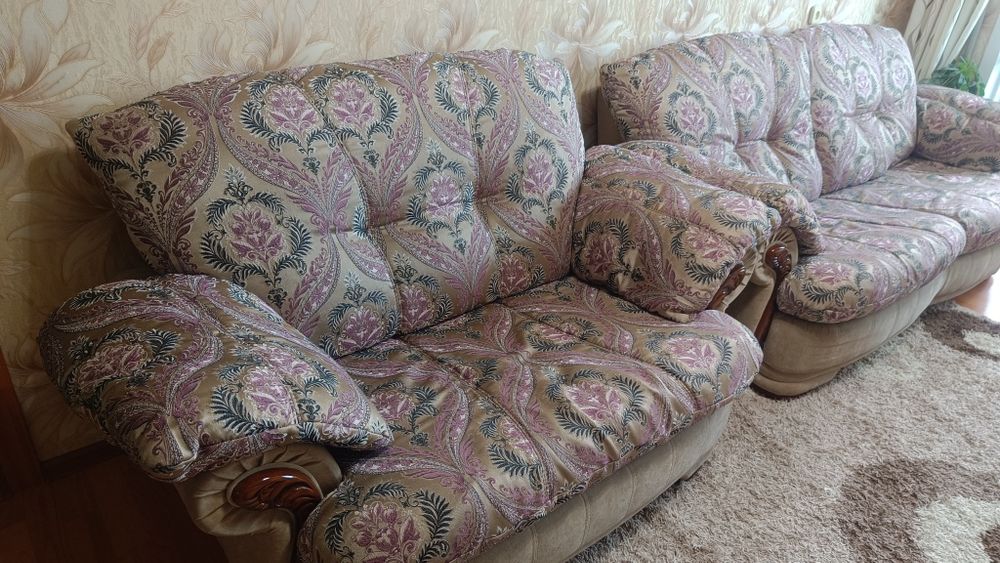 Продам мягкий уголок