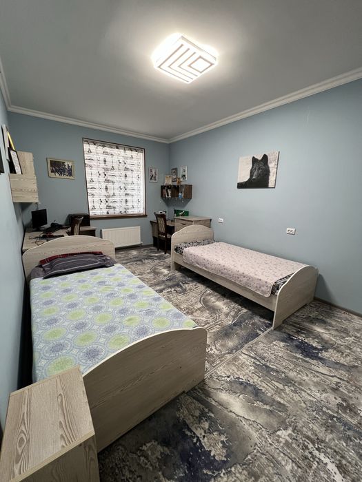 Продается 5 комнатная квартира г.Бухара.