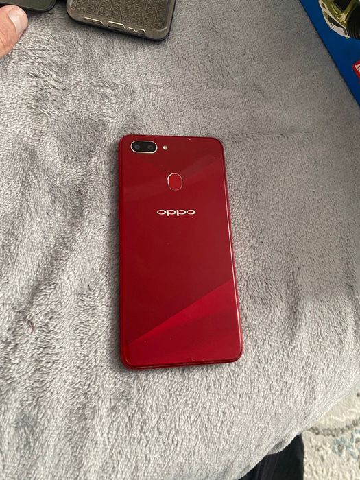 Продам телефон оппо а5