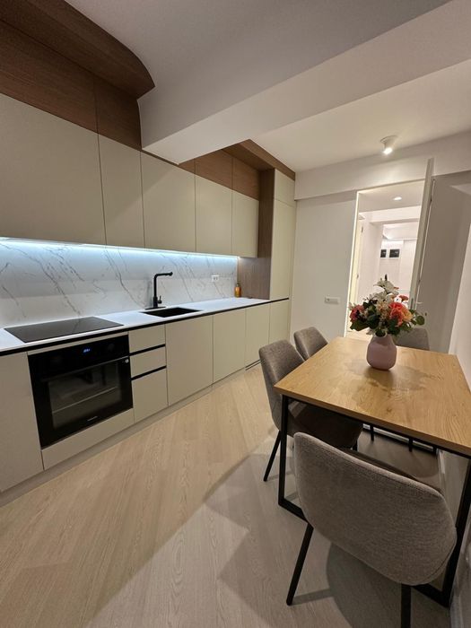 Apartament 3 Camere Cortina North  De Inchiriat