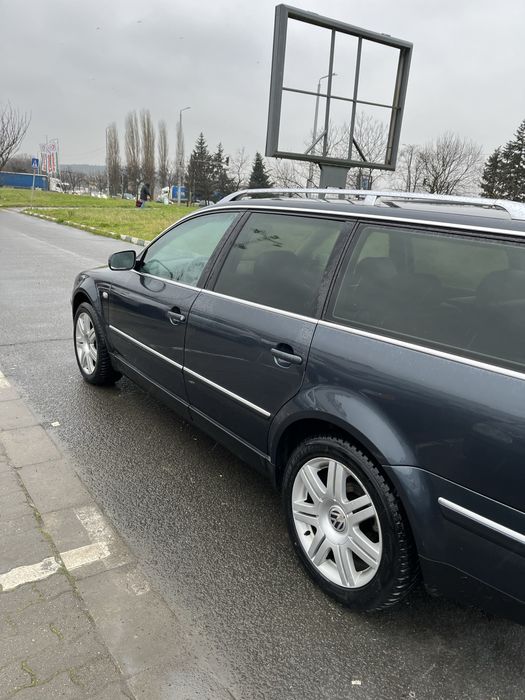 Vw passat 5,5                            ...