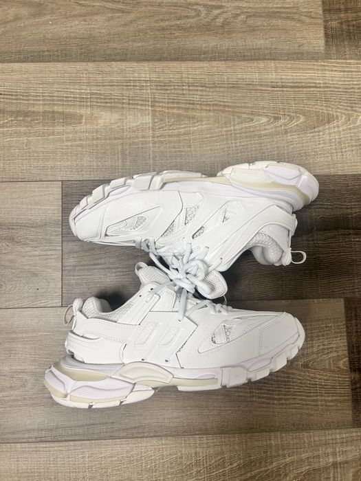 Balenciaga Track